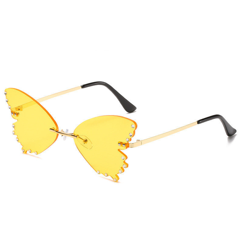 نظارات شمسية نسائية ستريت شوت نظارات شمسية حلوة على شكل فراشة