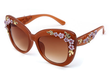النظارات الشمسية النسائية زهرة