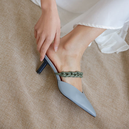 حذاء مولر النسائي الأنيق ذو الألوان المتعددة