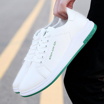 بوتيك جديد أحذية رجالي عادية أحذية الدانتيل الأحذية الكورية الأحذية البيضاء أزياء بالجملة