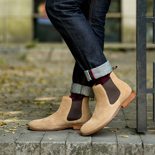 منتجات الخريف الجديدة أحذية رجالية من الجلد المصنفر