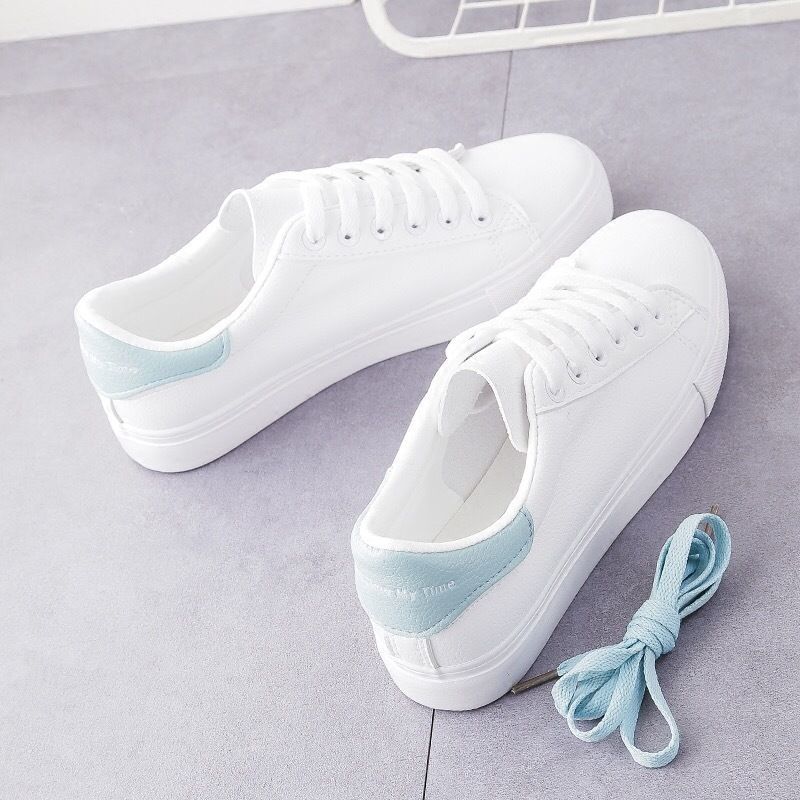 ربيع جديد حذاء أبيض مسطح غير رسمي للنساء