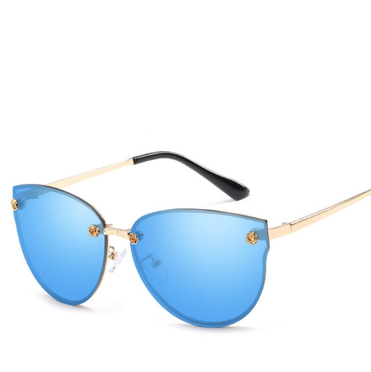 الأزياء الفاخرة النظارات الشمسية النساء العلامة التجارية مصمم الجمجمة نظارات شمسية للسيدات ريترو UV400 المضادة للانعكاس الإناث Oculos 